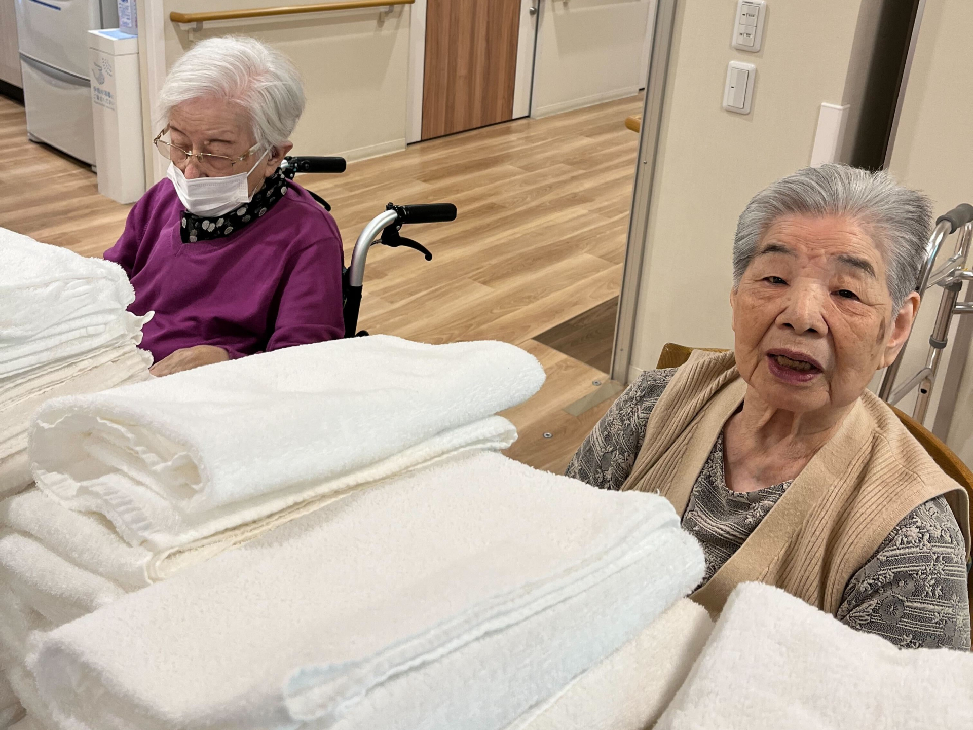 安い タオル お祝い 速く畳む